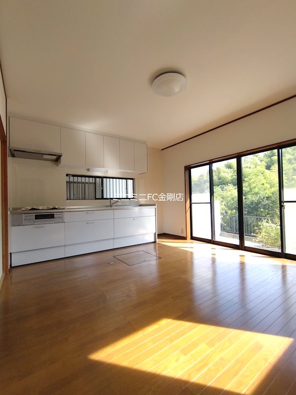 南旭ヶ丘町戸建 リビング