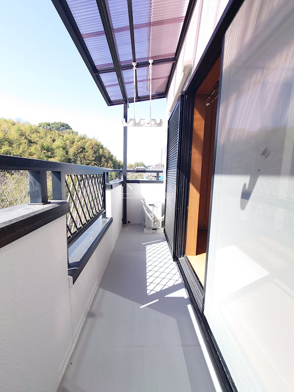 南旭ヶ丘町戸建 ベランダ