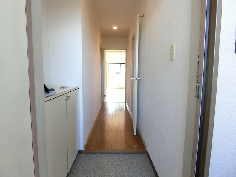 シェラ金剛 玄関