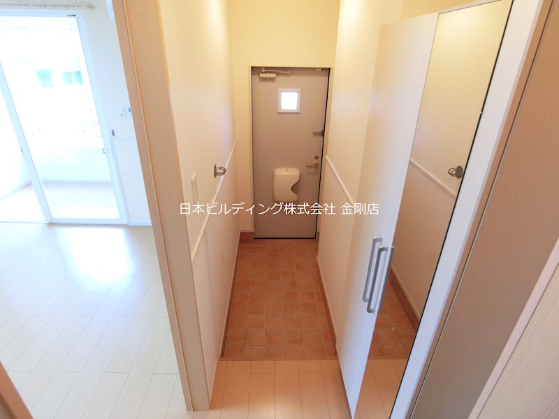 スペーシアⅡ号館 玄関