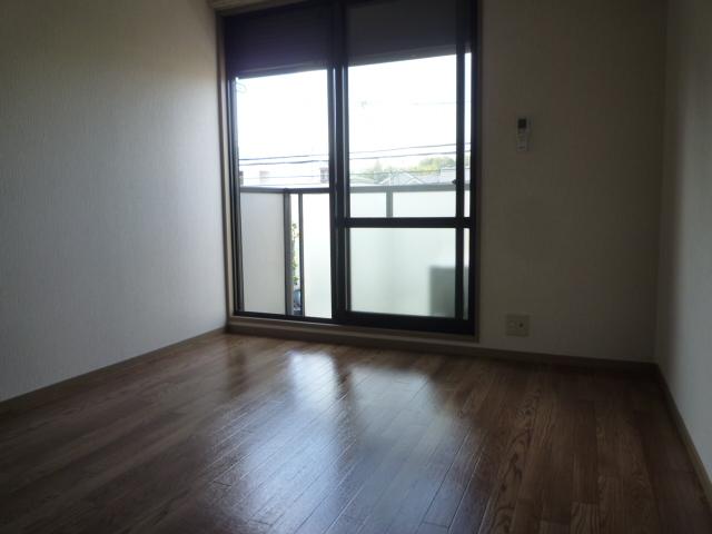 カマールＭ ベッドルーム