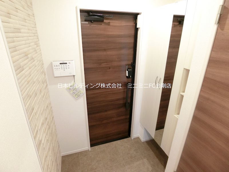 メルベイユさやか 玄関