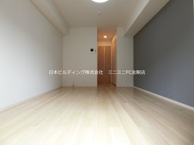 サンプラザ金剛 リビング