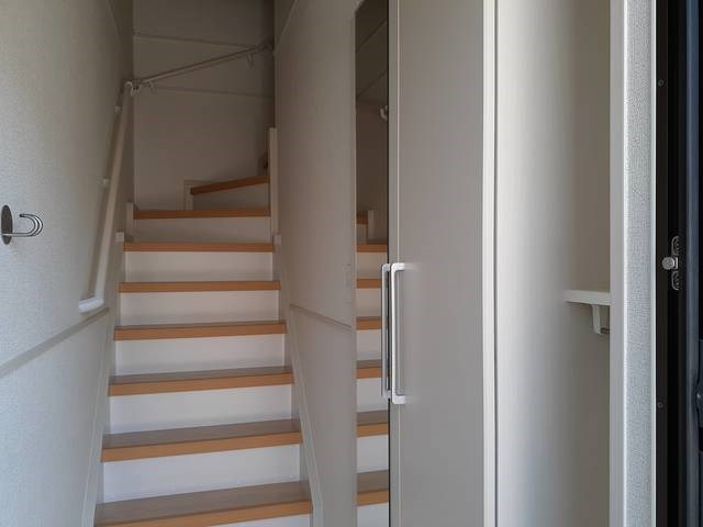 パフューム中央2 玄関