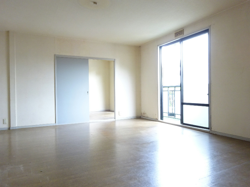 サンシャインハイツB リビング