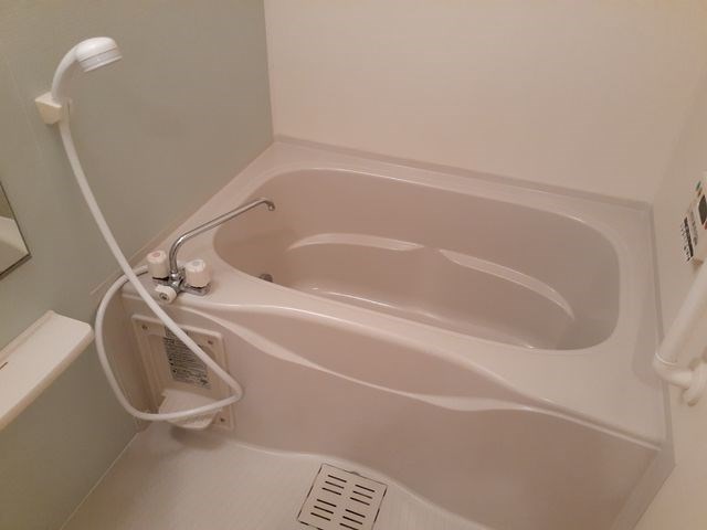 インヴィテ・ボヌールⅡ番館  風呂画像