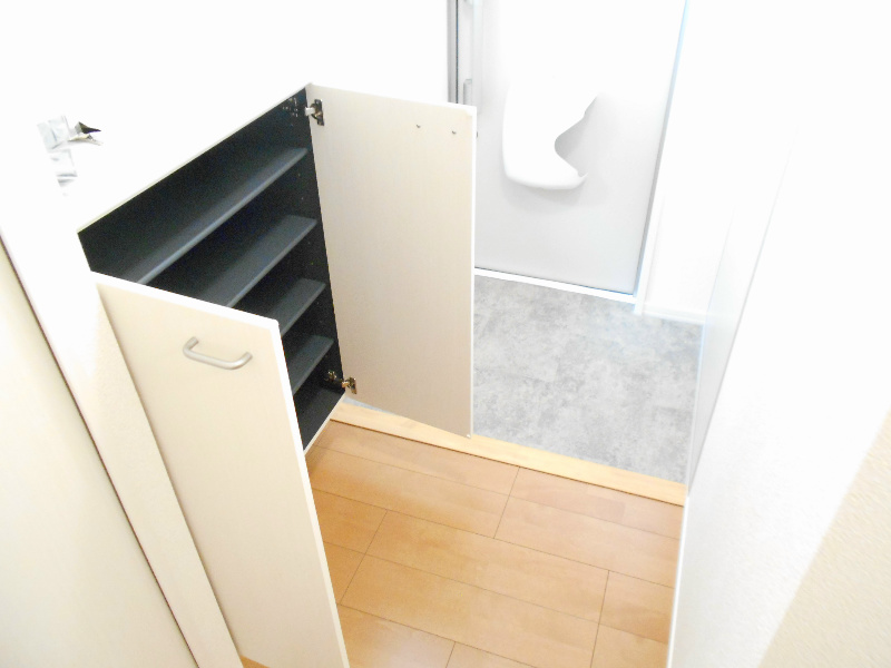 マノワール 玄関