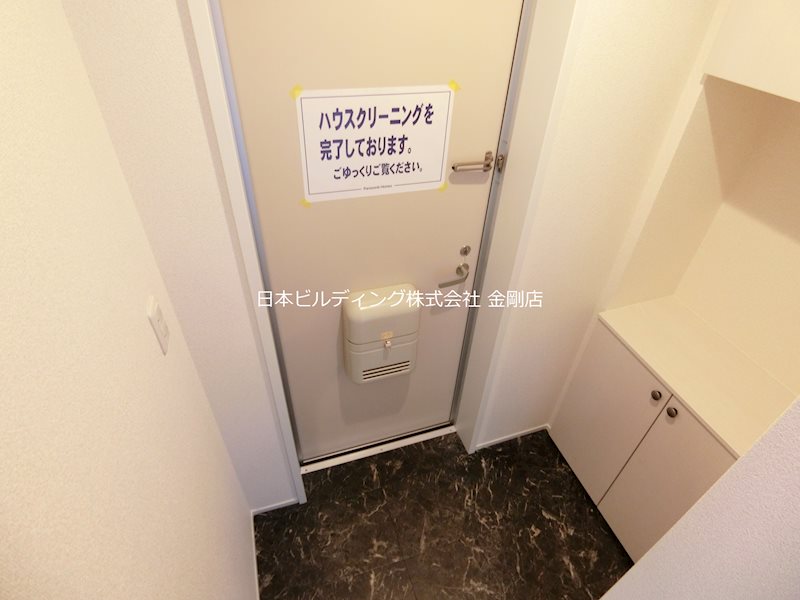 フィカーサ 玄関