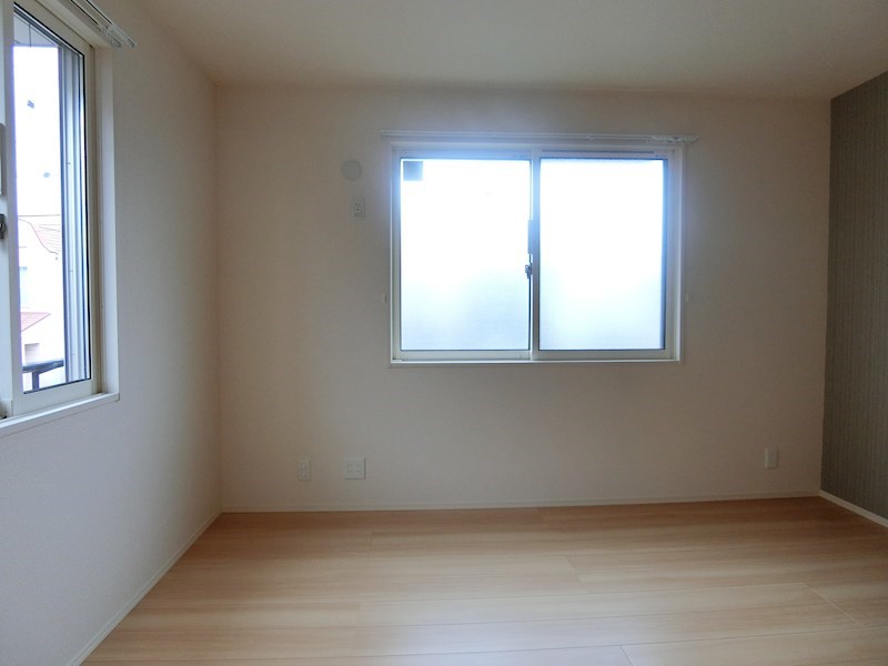 モア・サンハイム その他11