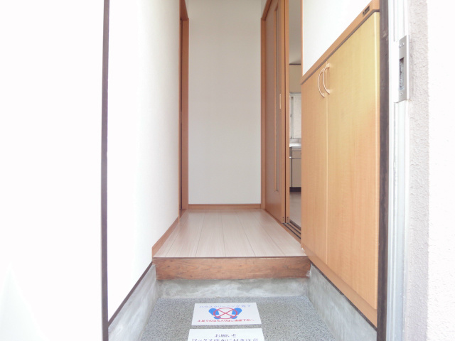 美津屋マンション 玄関