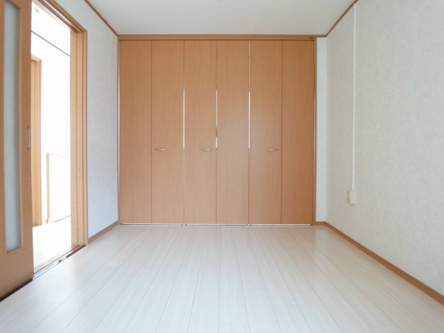 美津屋マンション ベッドルーム