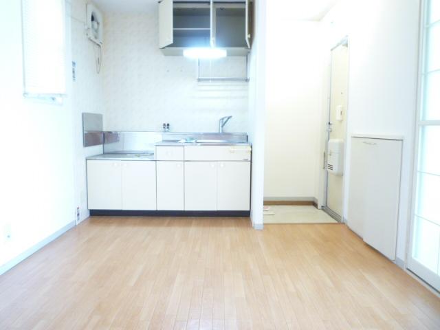 ナイティ池尻 リビング