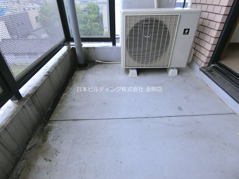 フリーディオ富田林市 ベランダ