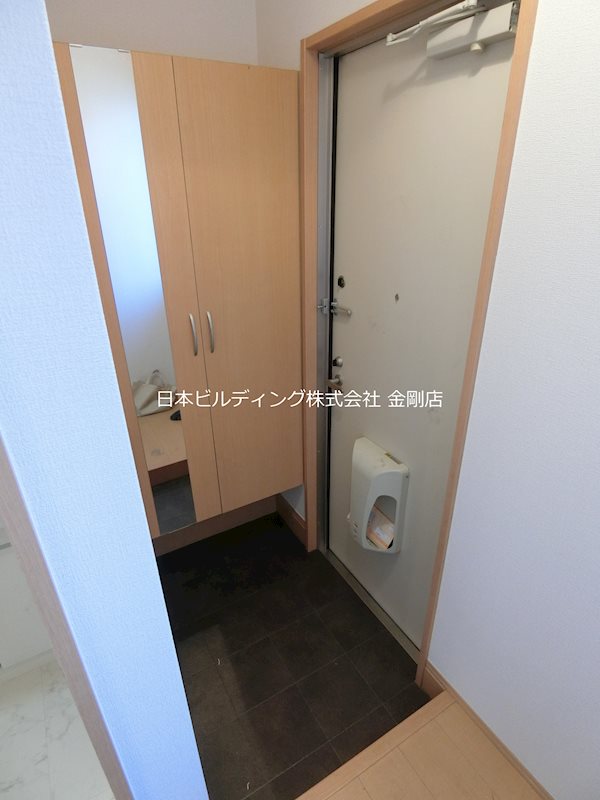 ヴィラ　ファミール 玄関