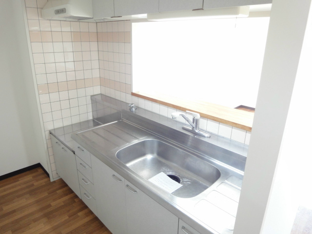 サニーコート深井 キッチン