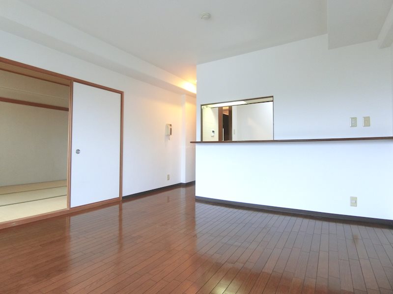 グランパス富田林 リビング