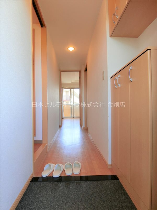 ガーデンヒルズⅡ 玄関