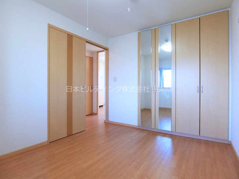 ガーデンヒルズⅡ ベッドルーム