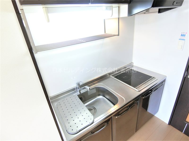 スリーハーブズ狭山Ⅱ番館 キッチン