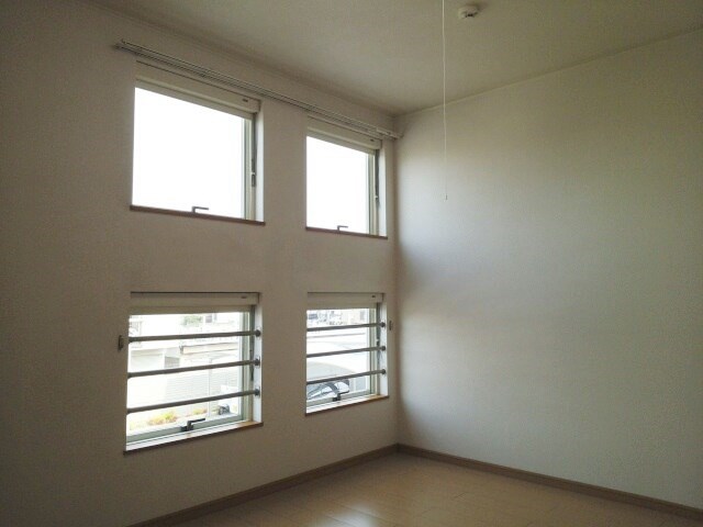 クリスタルブライト ベッドルーム