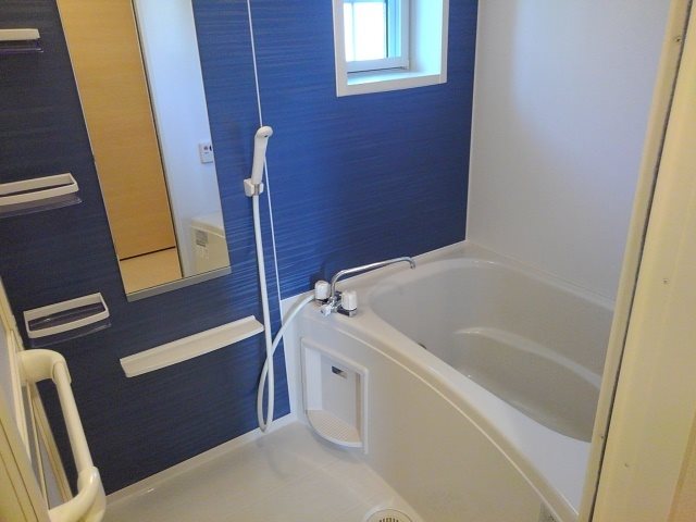 メゾンドソレイユⅡ 風呂画像