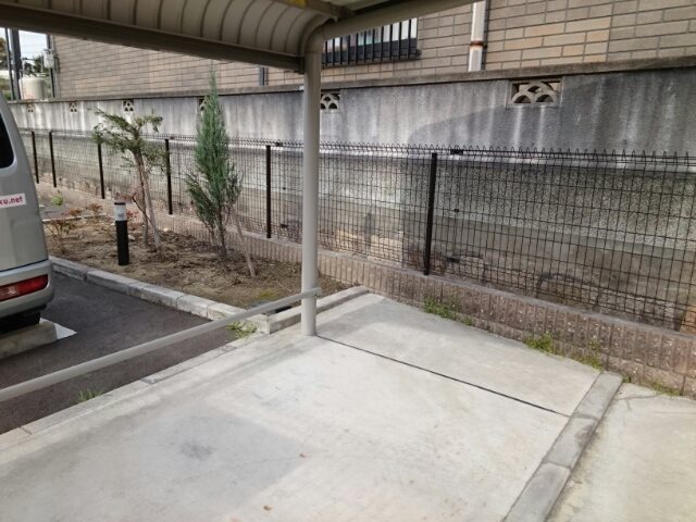 アップヒル　ロジェ その他外観1