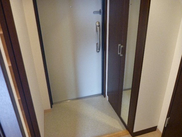 パラッツォ・アルモーニア 玄関