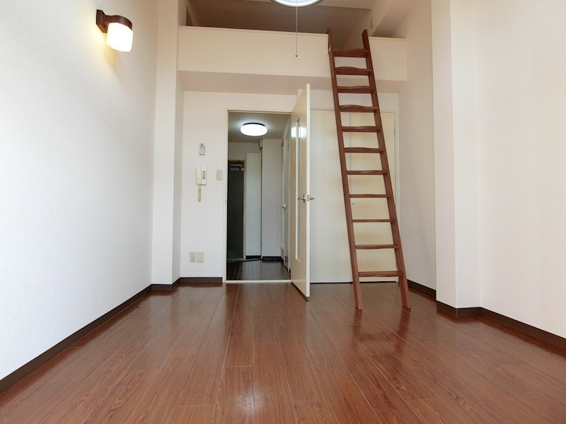 プレステージフジ狭山壱番館 リビング