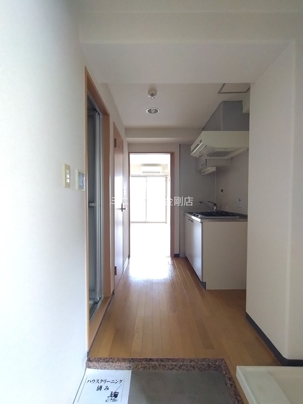 フォレストインサイドⅠ  玄関