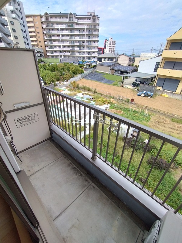 フォレストインサイドⅠ  ベランダ