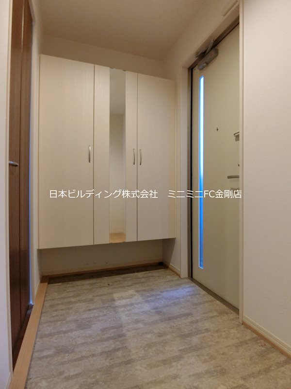 ラヴィベールメゾン 玄関