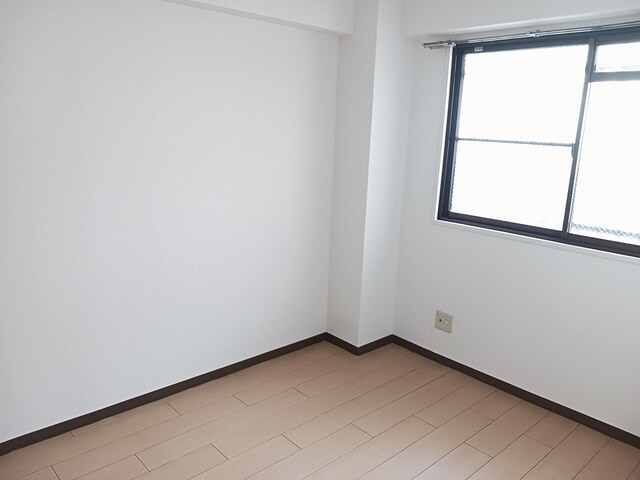 エミネンス深井 ベッドルーム