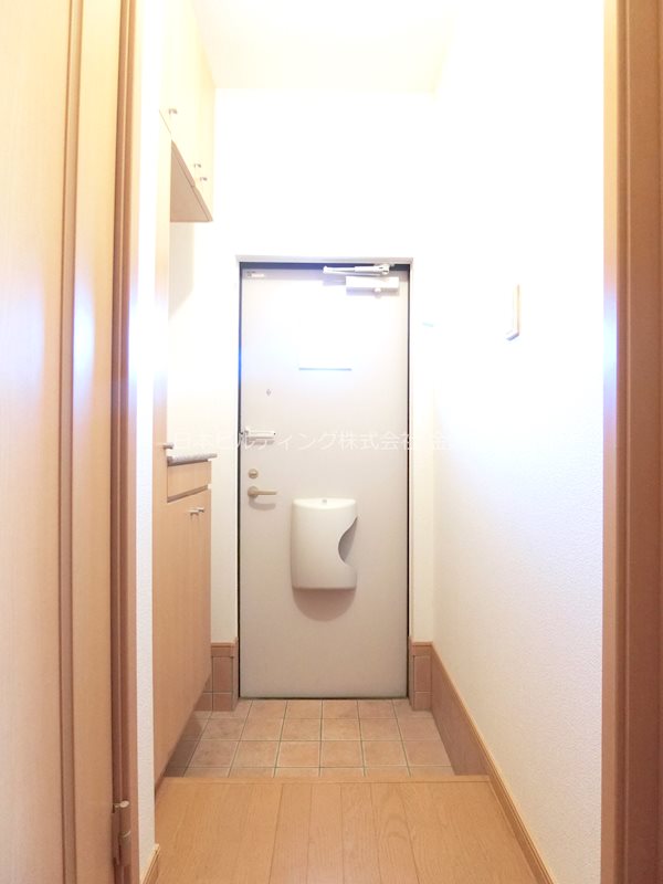 ソレアード本町 玄関