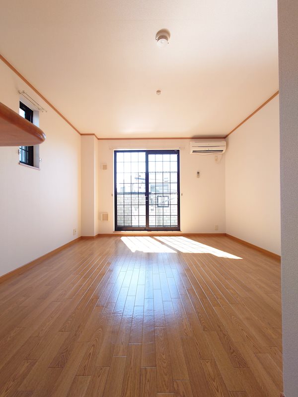 クローバーガーディング ベッドルーム