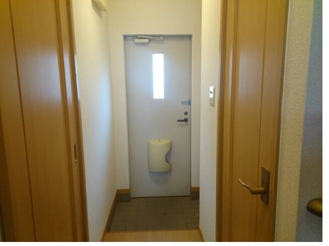 アイアランド 玄関