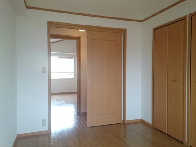 アイアランド ベッドルーム