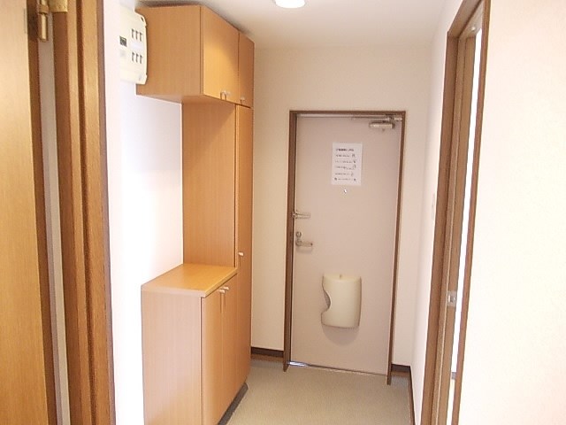 サンパティークメゾン 玄関