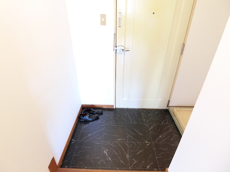 レジデンスサザン 玄関