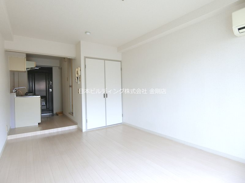 エレガンス北野田 リビング