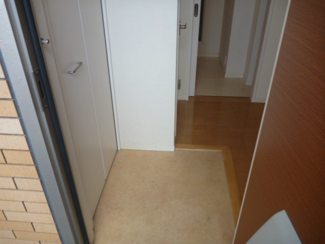 ラ・セーベⅡ 玄関