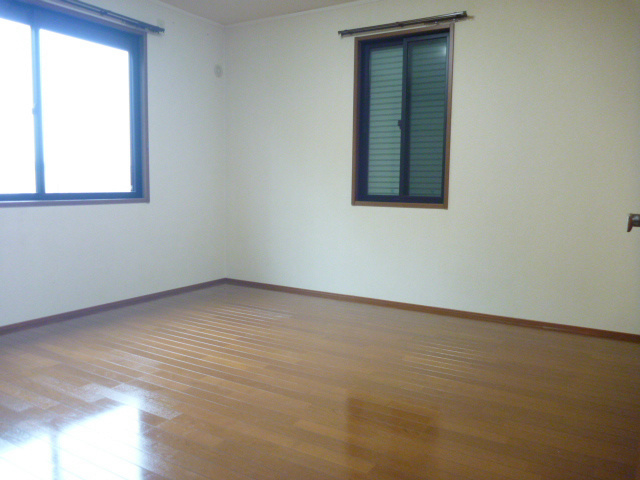 6610茜 ベッドルーム