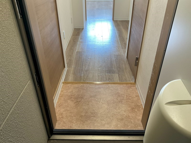 万町ハイツ 玄関