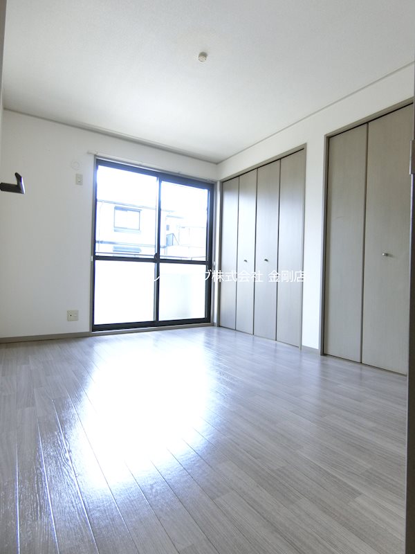 ツイン泉ヶ丘 ベッドルーム