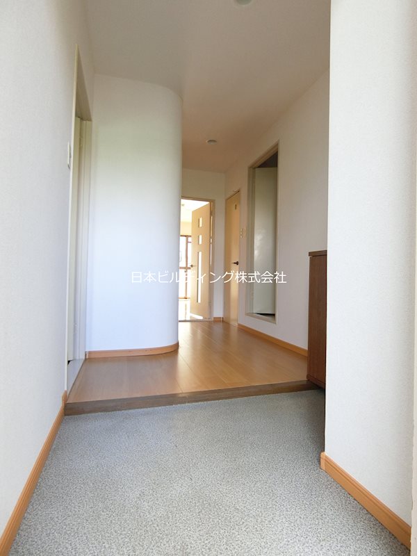 ソルジェンテ金剛 玄関