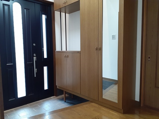 いぶき野一丁目戸建て 玄関