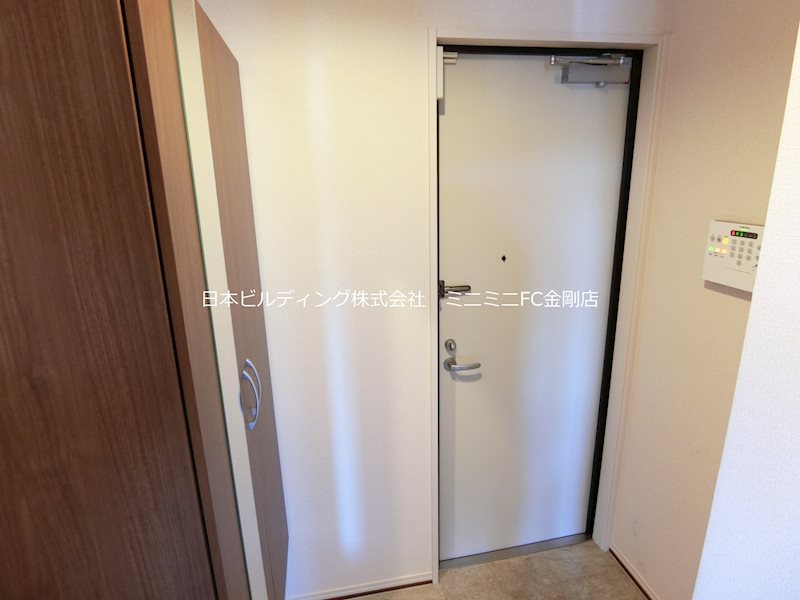 カンフリエ　ウエスト 玄関