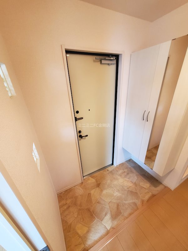 バレンシア 玄関