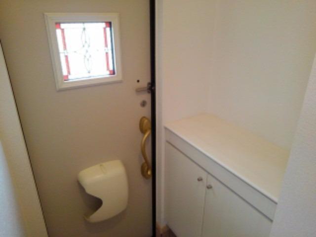 カルム・メゾンＢ 玄関