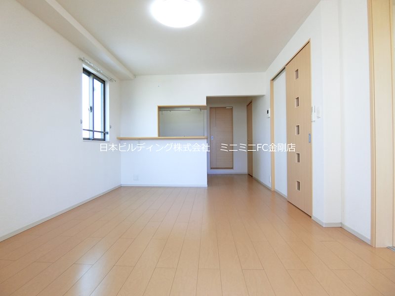 イノセントコートⅢ  リビング