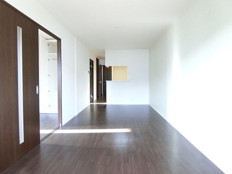 メゾン・カンフリエ リビング